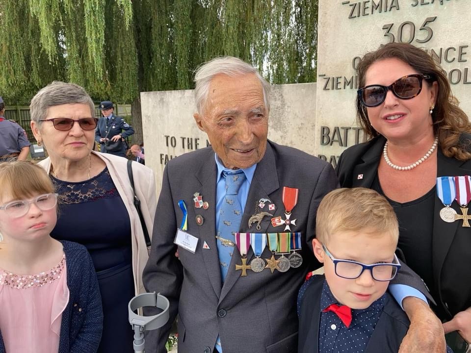 Dzisiaj przypada pierwsza rocznica śmierci Jana Stangryciuka – bohatera wojennego z Polskiego Dywizjonu&nbsp;300.
