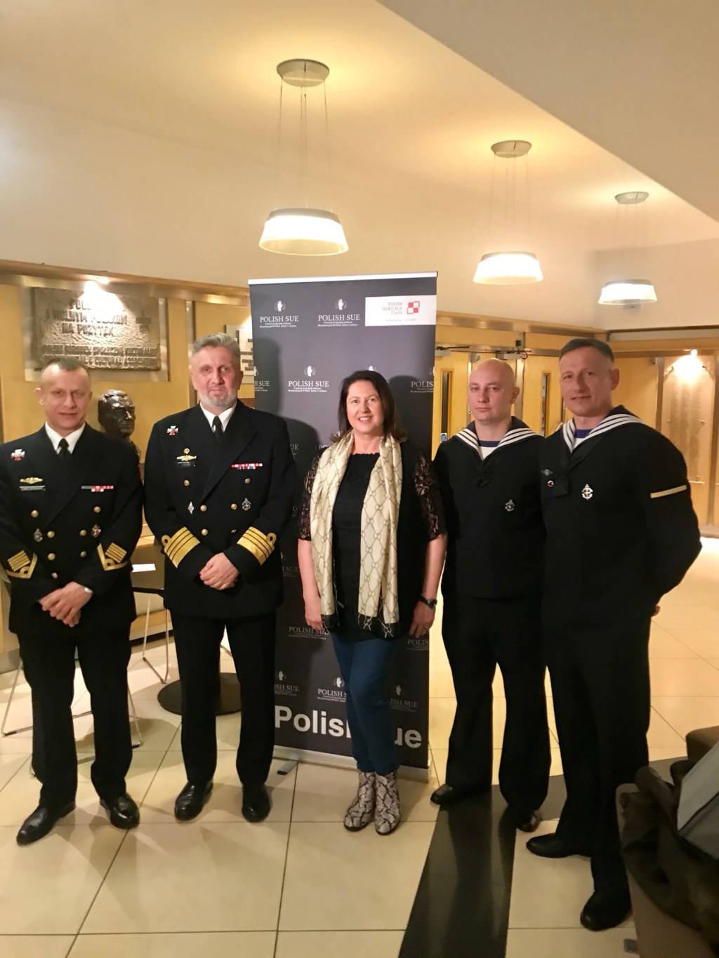 Z okazji przypadającego dziś Święta Marynarki Wojennej Polish Sue przekazuje moc życzeń naszym dzielnym marynarzom i ludziom&nbsp;morza.