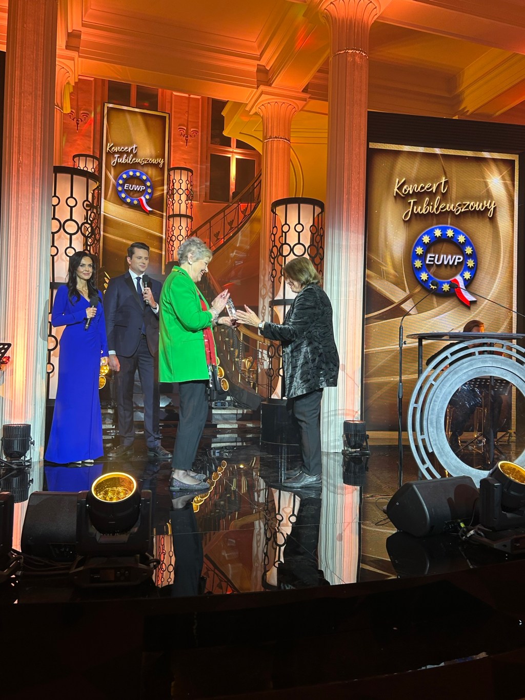 Polish Sue uczestniczyła w wyjątkowym koncercie jubileuszowym – 30-lecia działalności Europejskiej Unii Wspólnot&nbsp;Polonijnych.