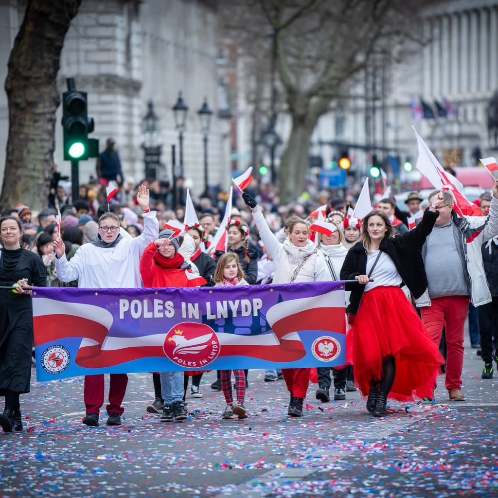 Już po raz drugi Polacy maszerować będą &nbsp;w wielkiej londyńskiej paradzie&nbsp;noworocznej!