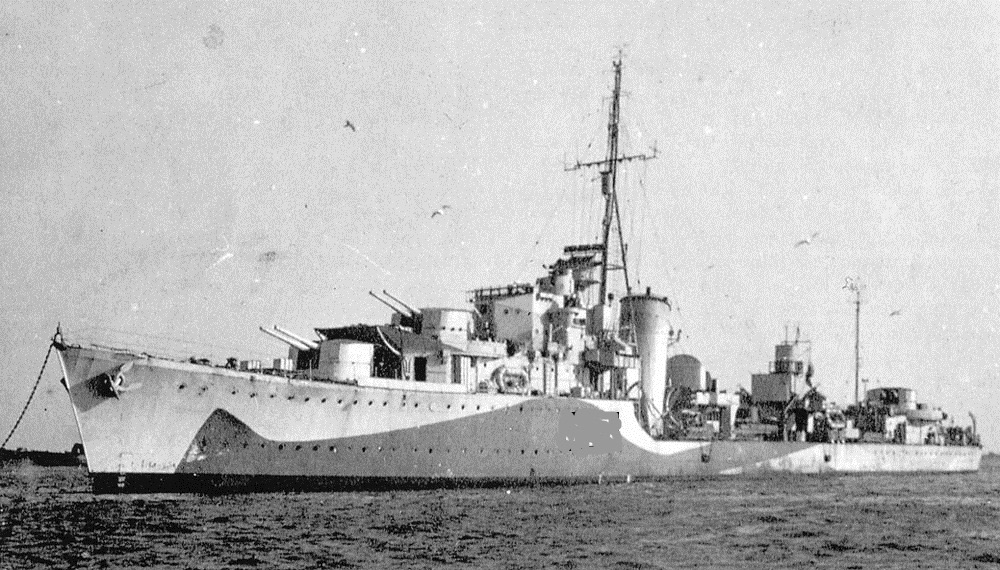 Polish ORP Piorun in defense of Clydebank in Scotland – forgotten hero of night struggles, that took place 84 years&nbsp;ago.