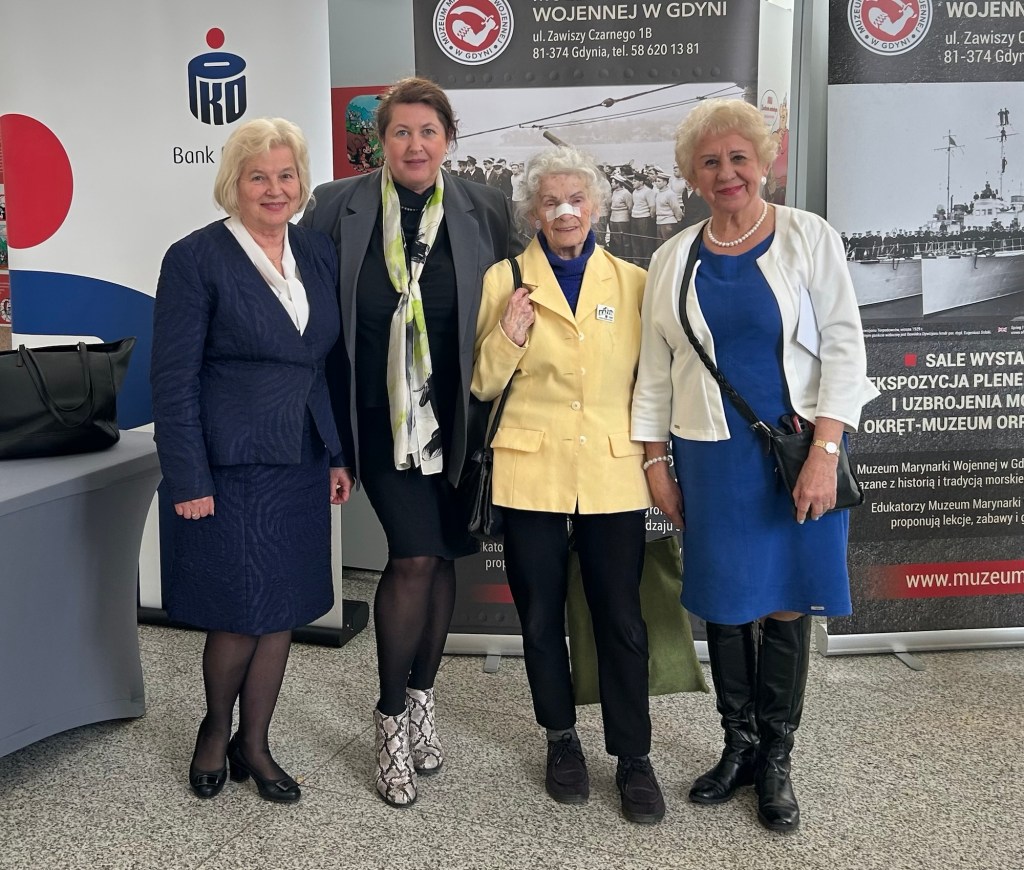 POLISH SUE wzięła udział w sesji naukowej w 85. rocznicę zbrodni katyńskiej: „KATYŃ 1940 ROK – PRAWDA, PAMIĘĆ I POWINNOŚĆ”.&nbsp;&nbsp;