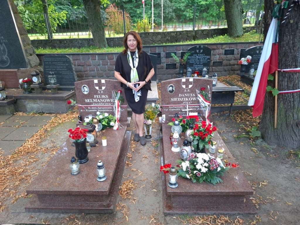 Stowarzyszenie Polish Sue złożyło hołd pamięci dla „Inki” i „Zagończyka” – w 79. rocznicę śmierci bohaterów antykomunistycznego podziemia.