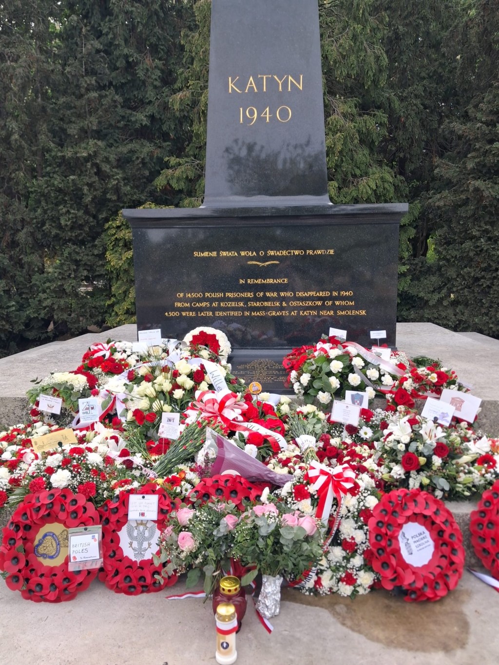 Pamiętamy. Obchody Katyńskie na Gunnersbury w Londynie&nbsp;🇵🇱