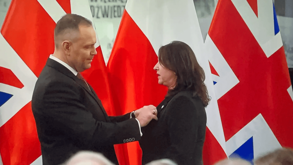 🇵🇱🤝🇬🇧 Polish Sue – most pamięci między Polską a Wielką Brytanią – rozmowa Radia Wnet z Iwoną Golińską – założycielką Polish Sue&nbsp;Association.