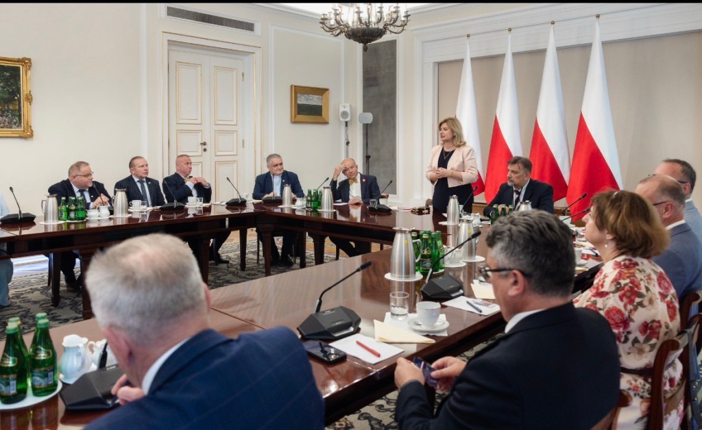 Polonia spotkała się w Warszawie. Rok prezydentury Karola Nawrockiego i dalsze działania Rady do Spraw Polonii i Polaków za&nbsp;Granicą.